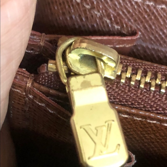 Louis Vuitton monogram wallet - Picture 4 of 16